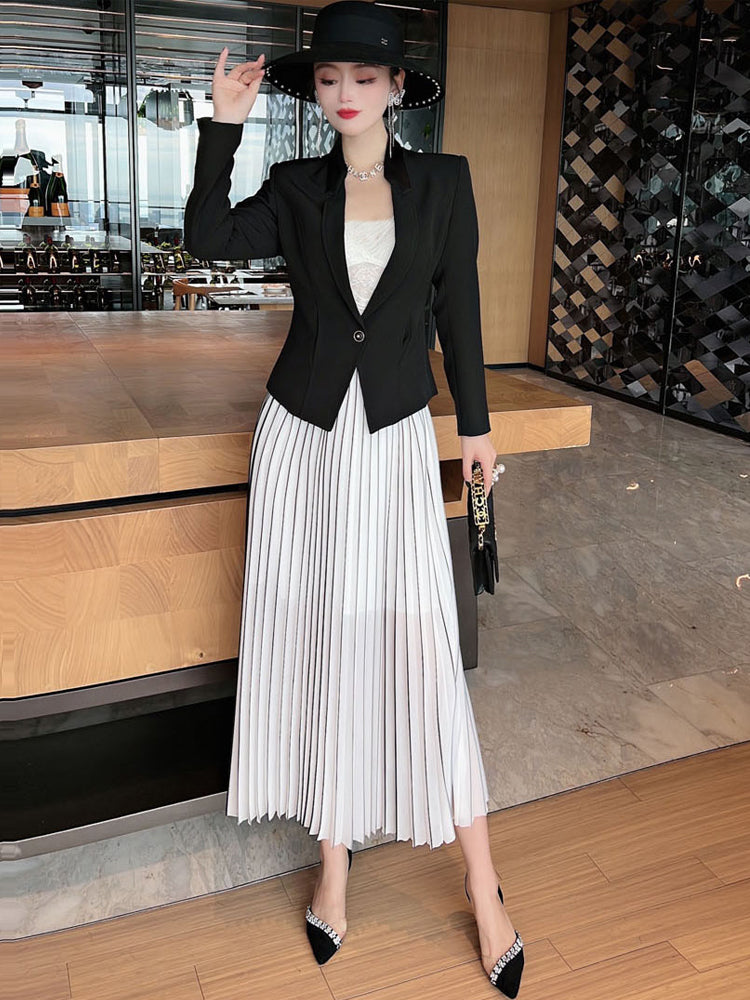 Black Small Suit Coat Two Piece Pleated Half Skirt Set Women