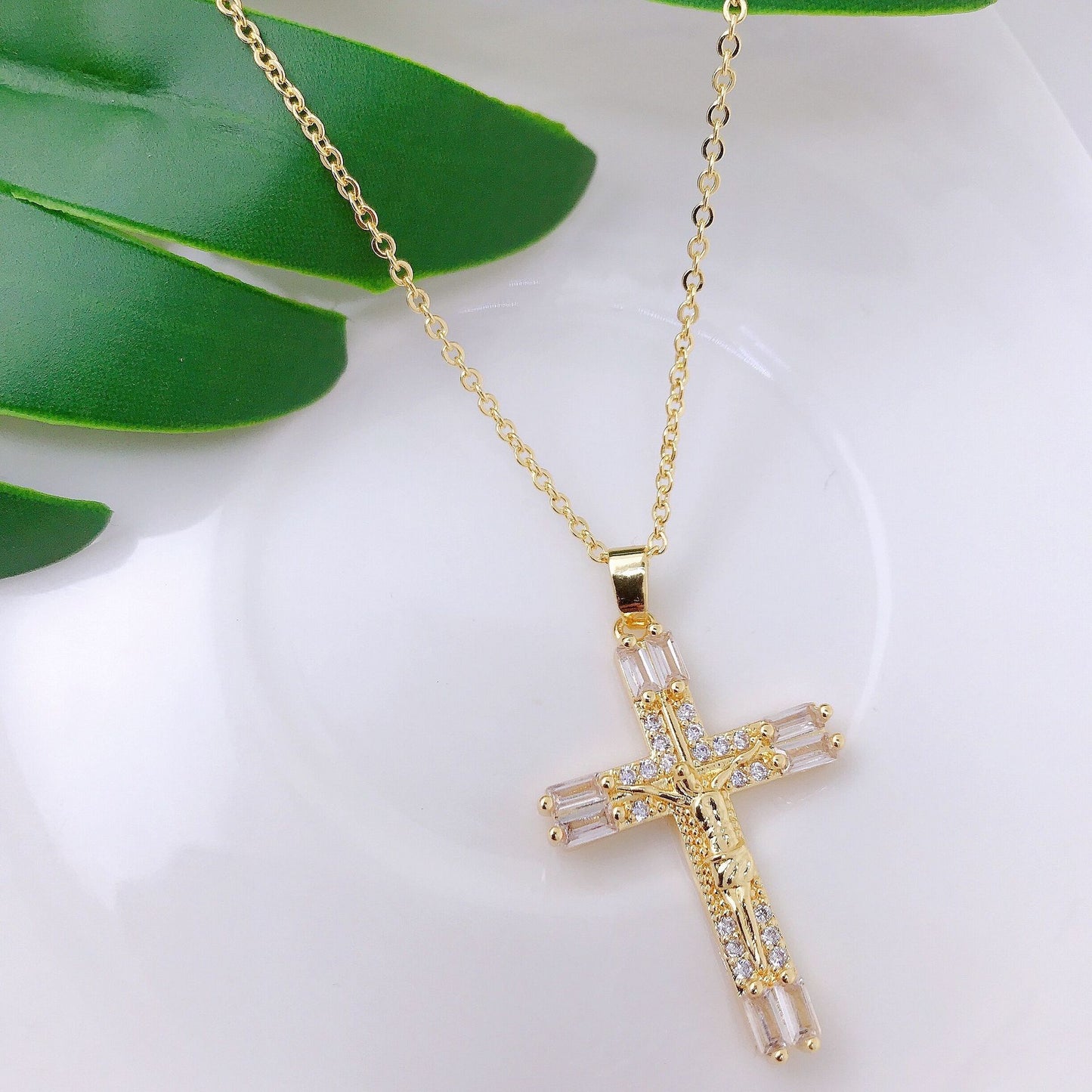 Jesus Cross Necklace Pendant INS Clavicle Chain Versatile Personality