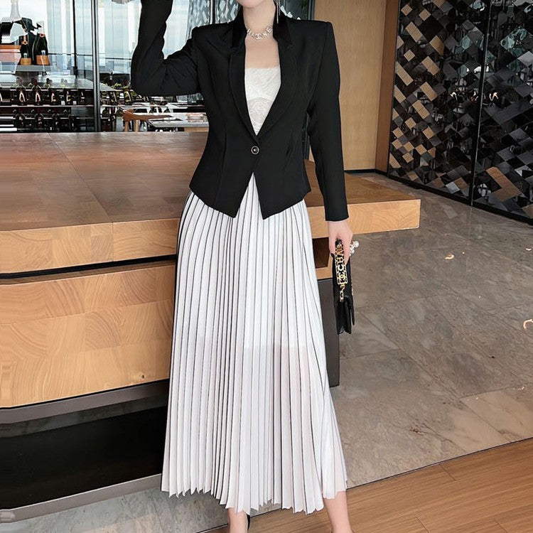 Black Small Suit Coat Two Piece Pleated Half Skirt Set Women